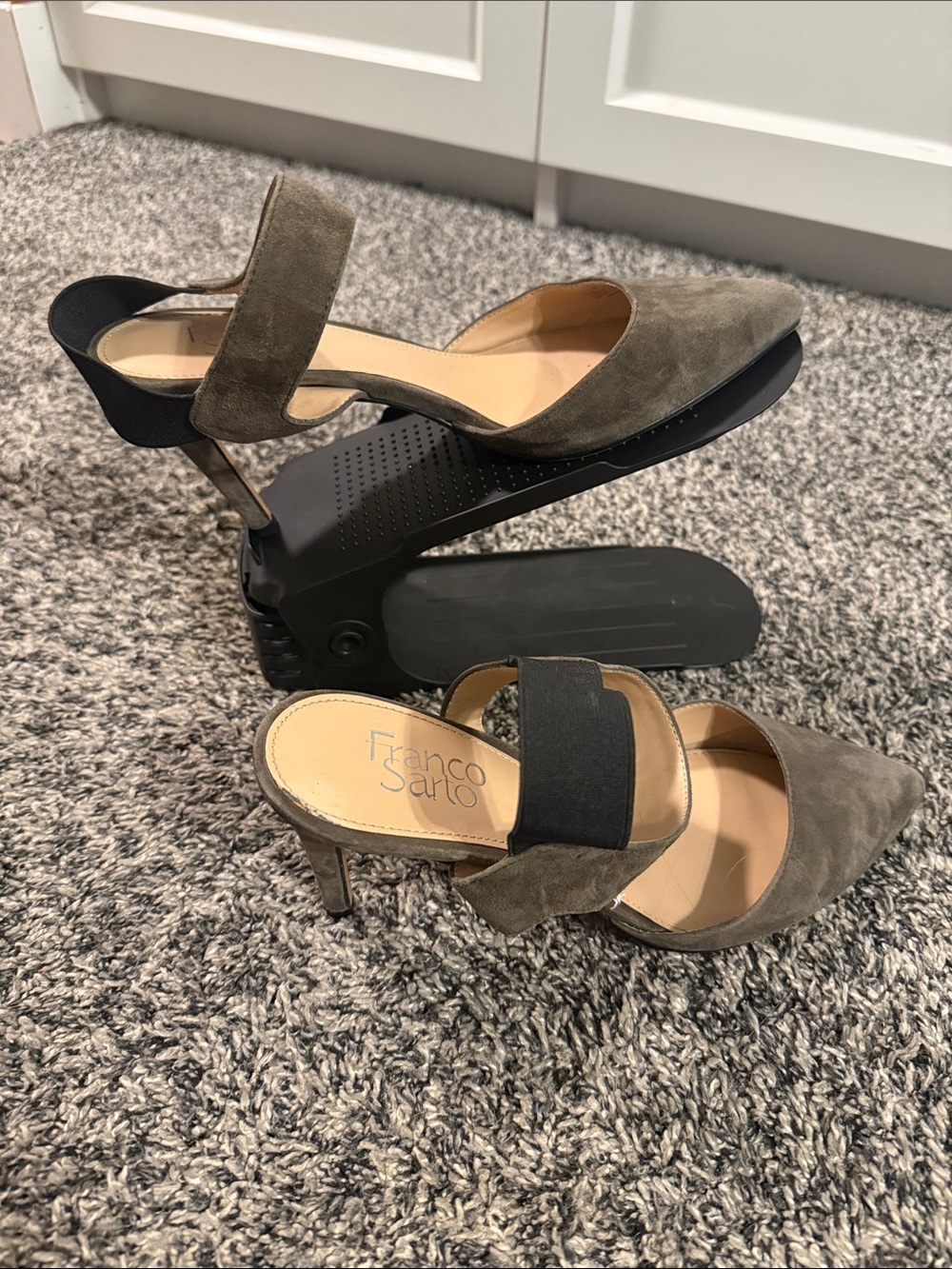 Franco Sarto Women’s Size 9.5 Olive Suede Pointed Toe Ankle Strap Heels